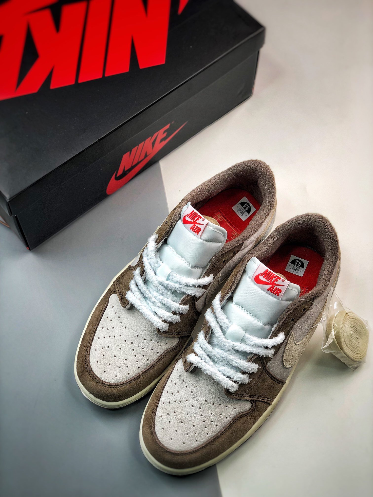 Кросівки Air Jordan 1 Low DV1312-200 фото 3