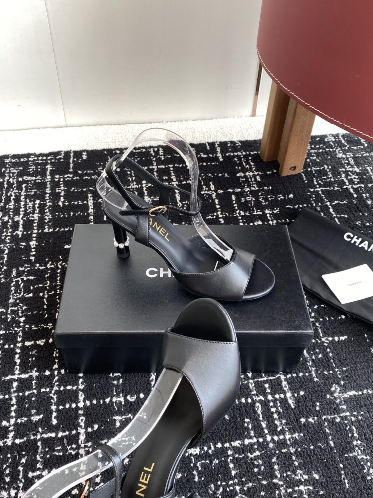 Босоножки фото 7