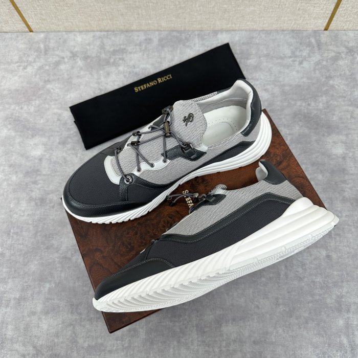 Кросівки фото 6