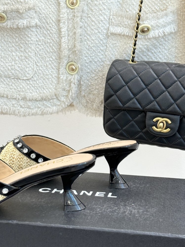 Босоножки фото 6