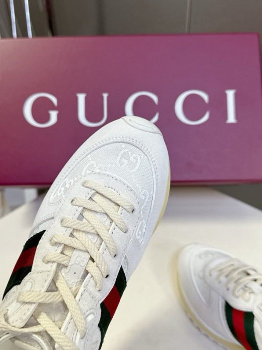 Кроссовки фото 7