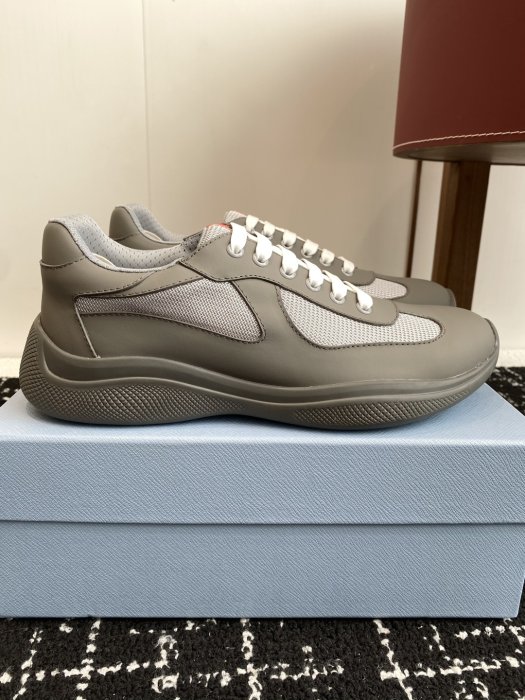 Кроссовки фото 2