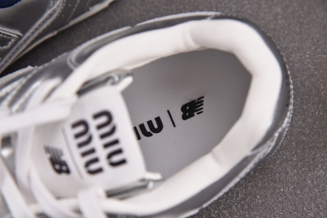 Кроссовки New Balance x MIU MIU NB530 фото 10