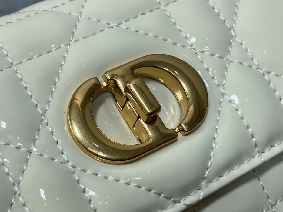 Сумка Miss Caro 24 см фото 2