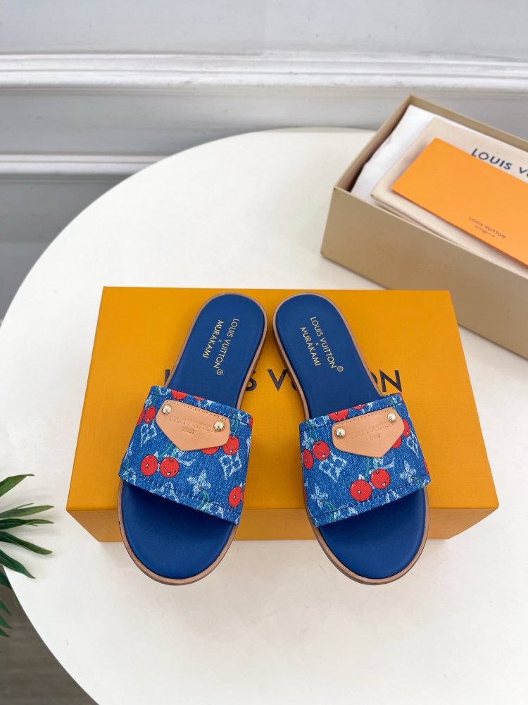 Шлепанцы женские