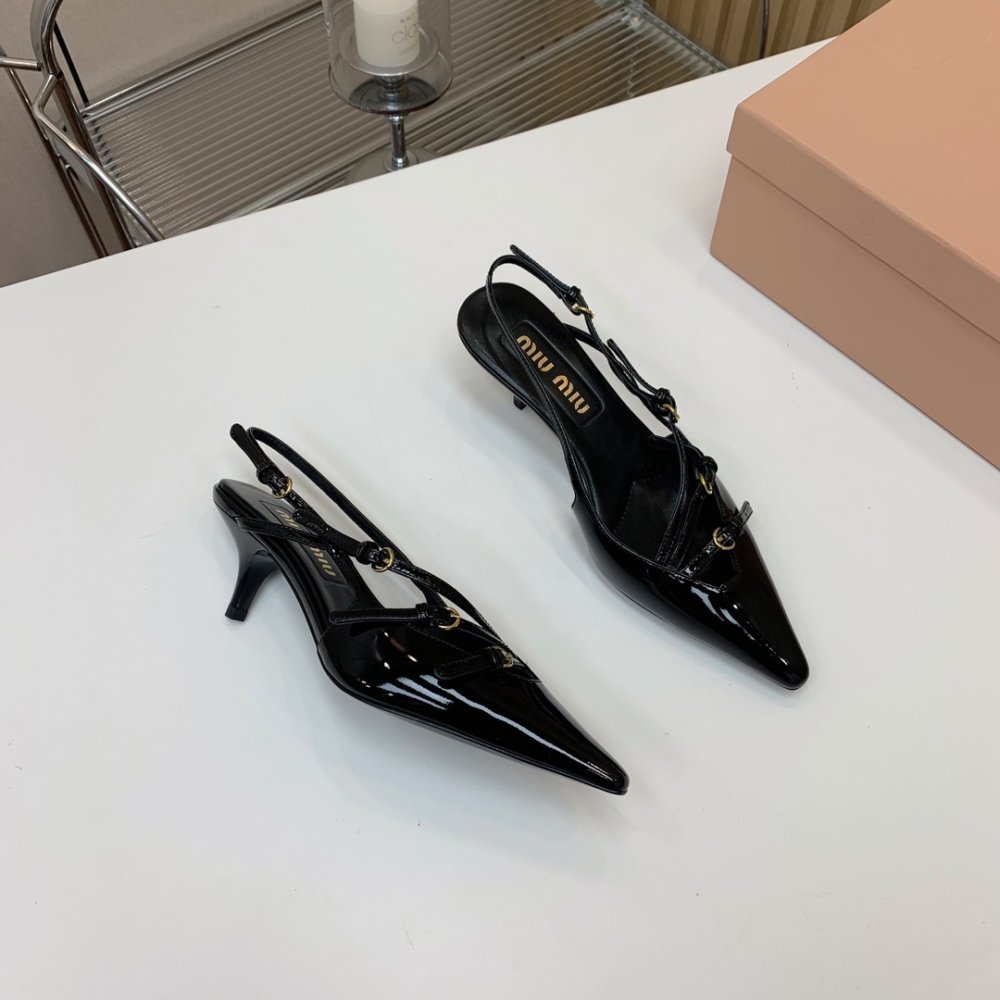 Босоножки фото 2