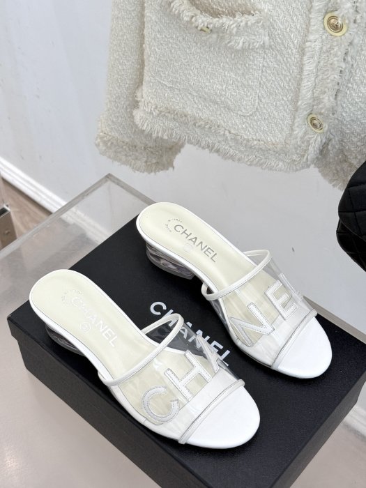 Босоножки фото 3