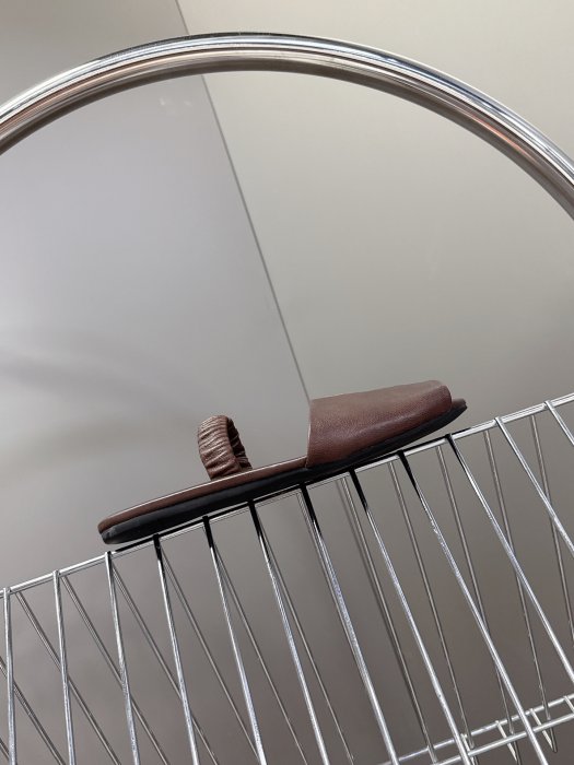 Шлепанцы фото 5