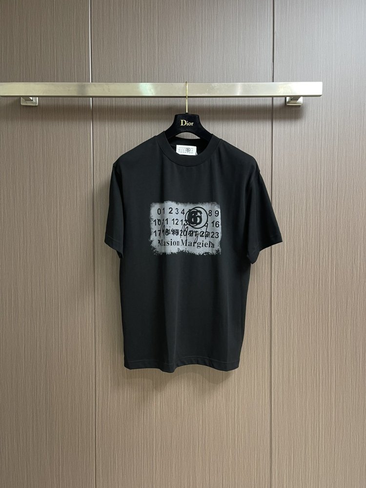 T-shirt men's