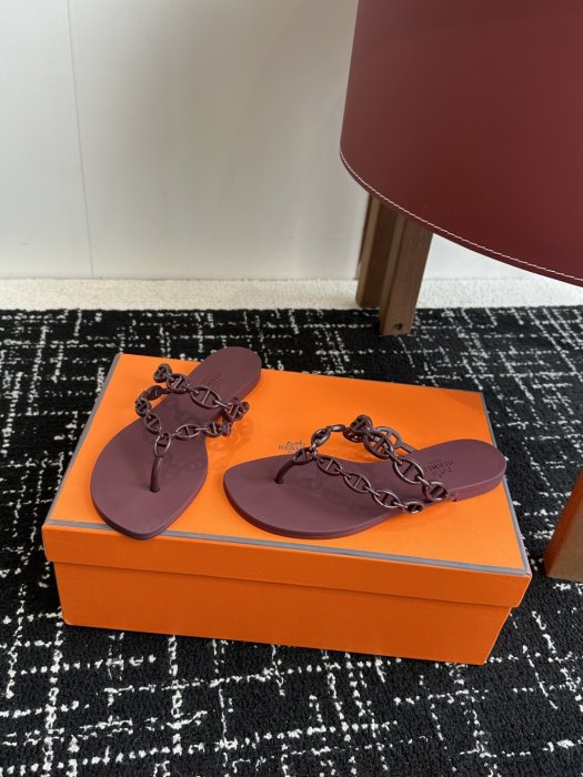 Шльопанці жіночі фото 3