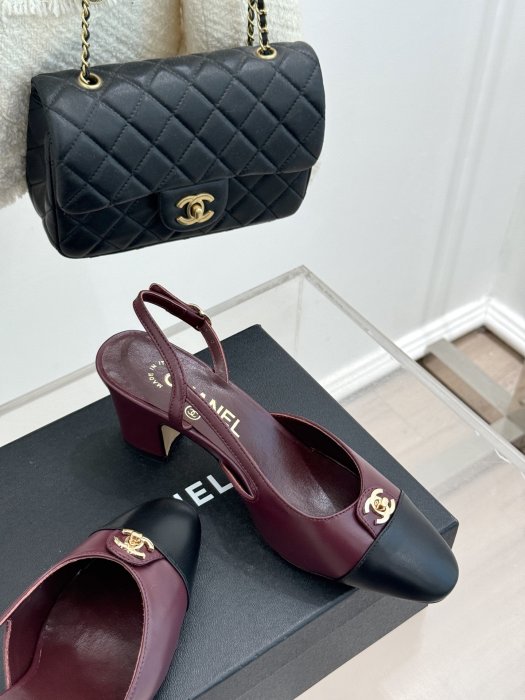 Босоножки фото 5