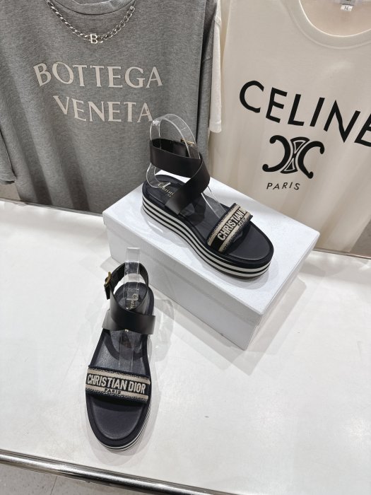 Sandals women's фото 5