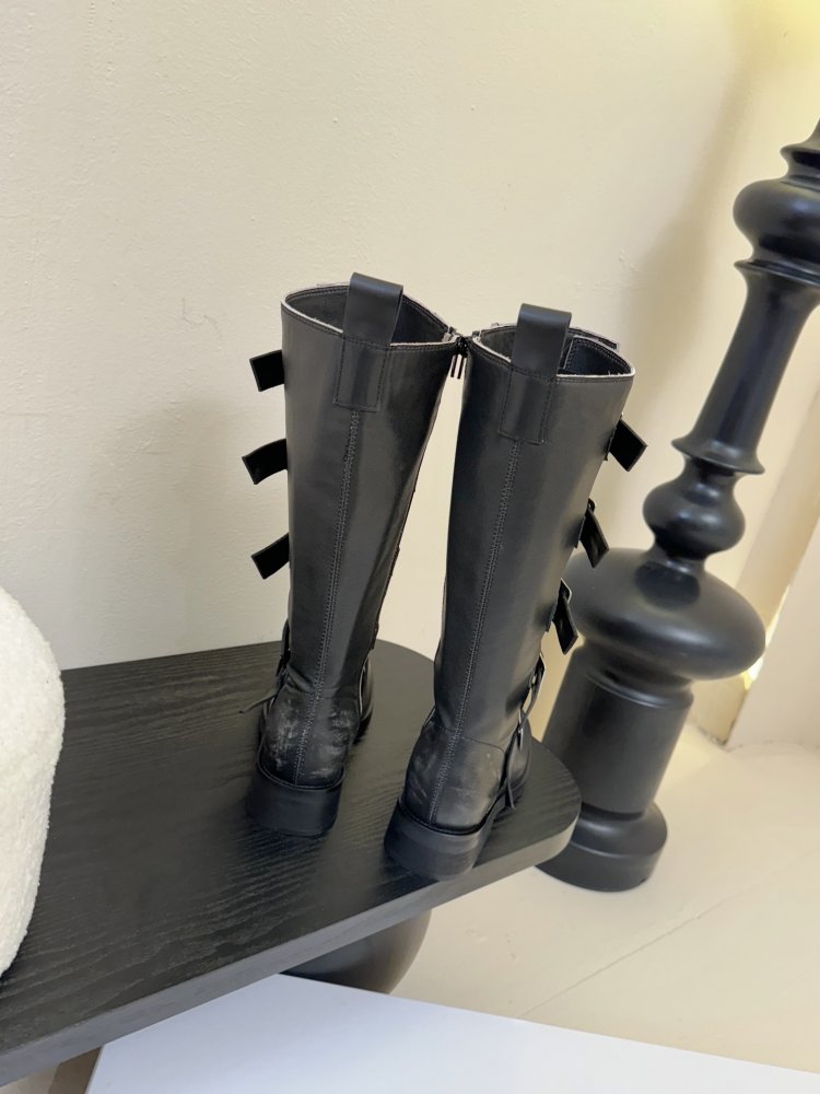 Чоботи жіночі фото 7