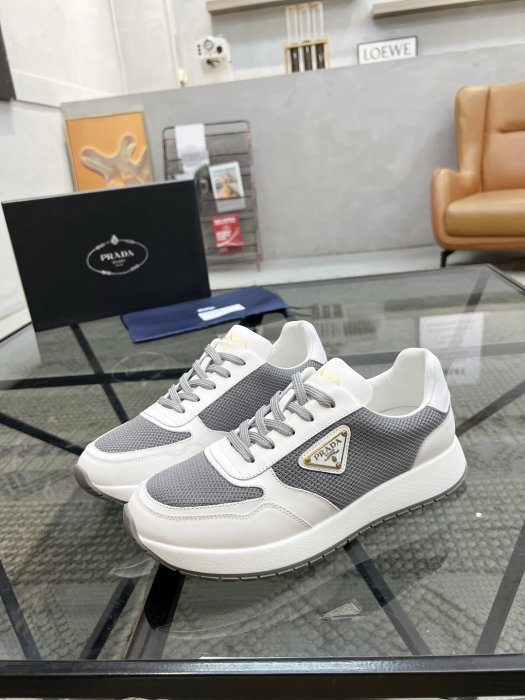 Кроссовки мужские