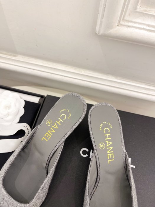 Босоножки фото 8