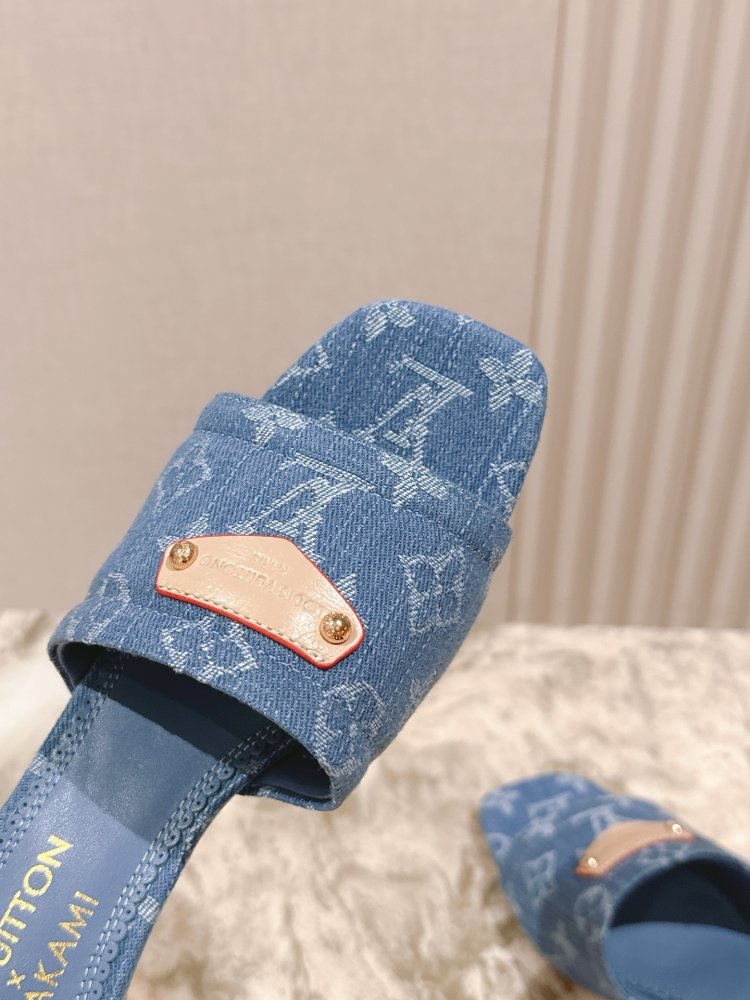 Босоніжки фото 5