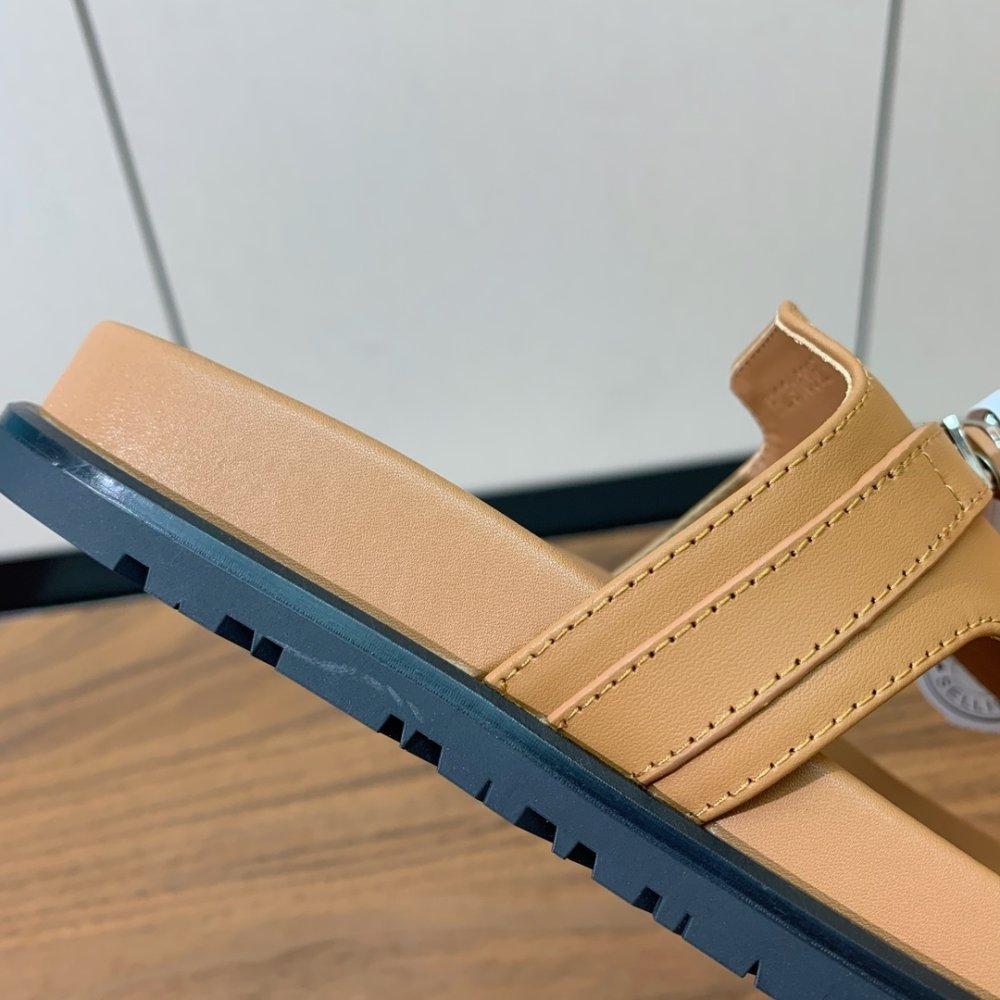 Шлепанцы женские фото 9