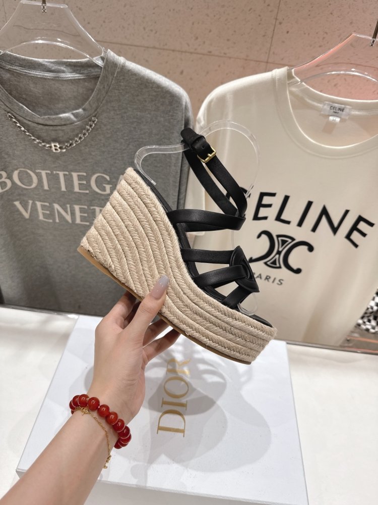 Sandals women's фото 5