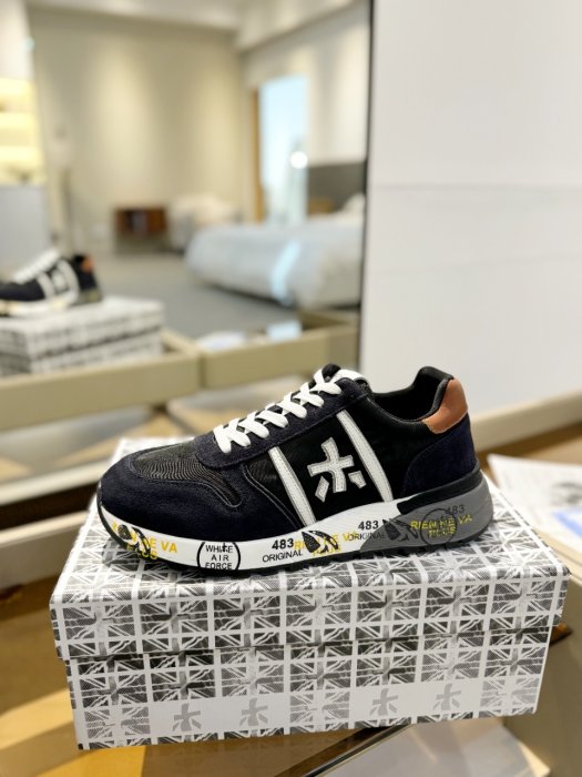 Sneakers Premiata Lander Trainers