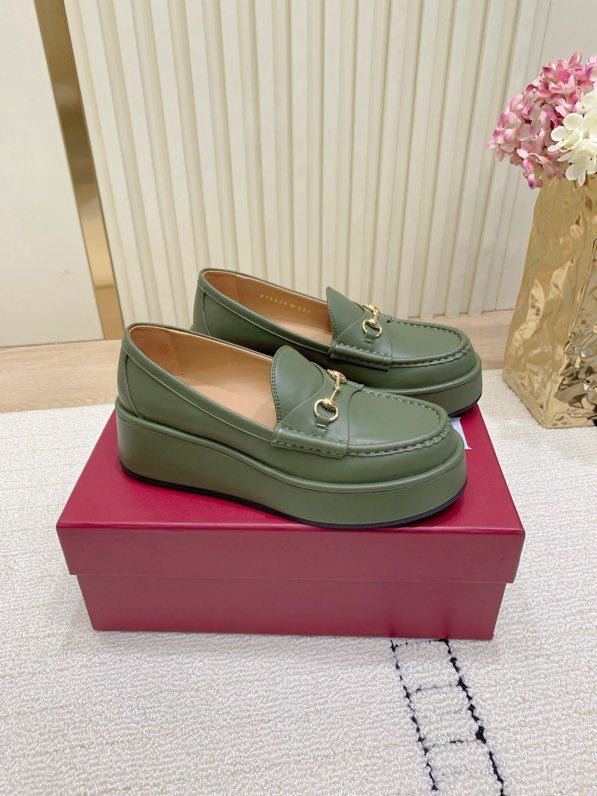 Лоферы жіночі на платформі фото 8