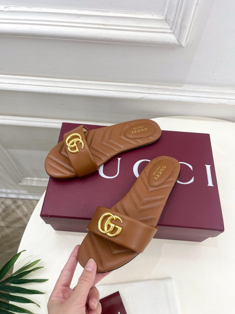 Шльопанці жіночі фото 3