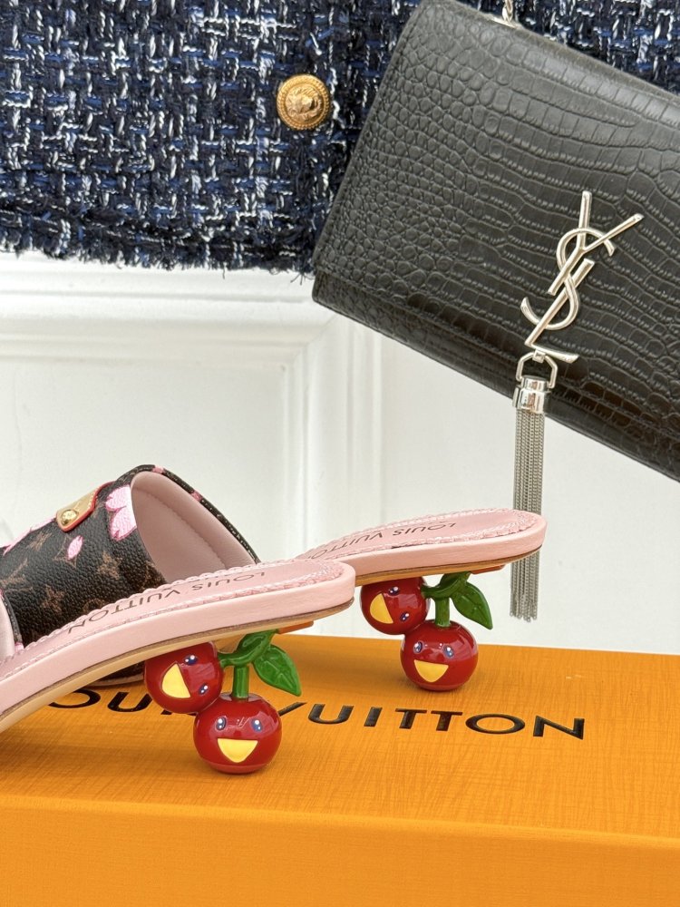 Босоніжки фото 6