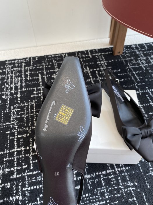 Босоножки фото 9