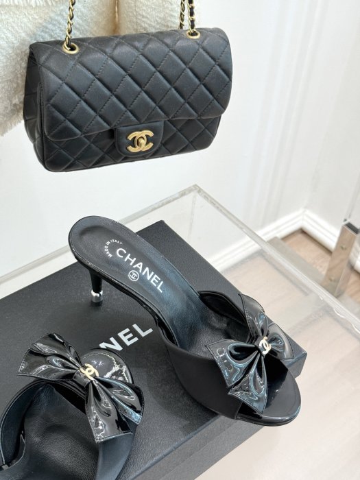 Босоножки фото 5