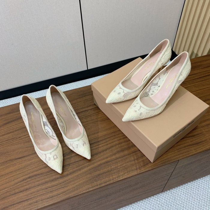 Туфли женские