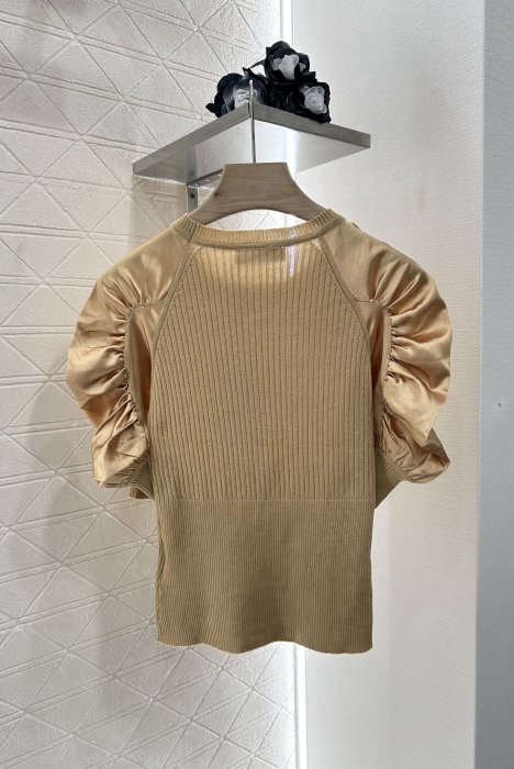 T-shirt women's фото 2