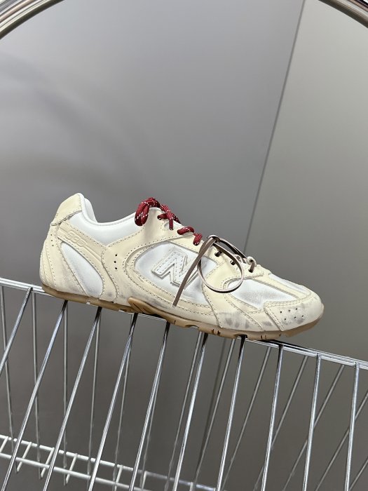 Кроссовки фото 5