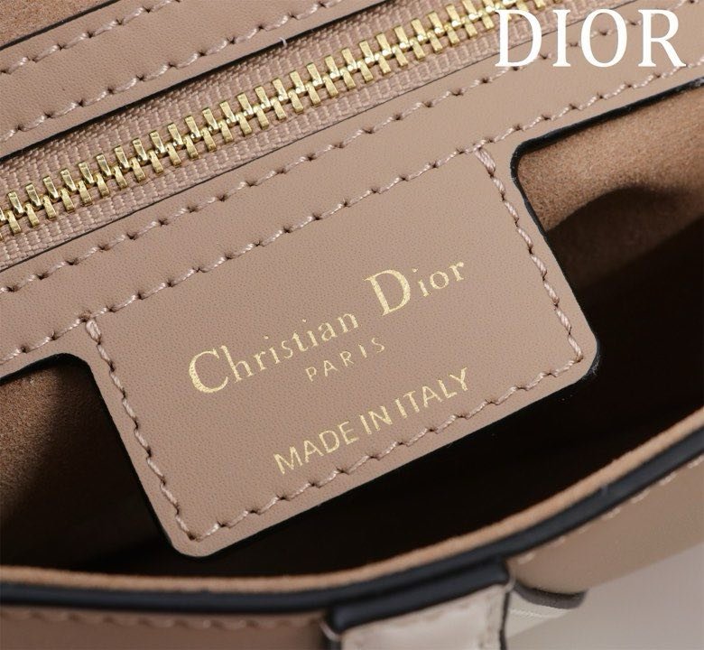 Сумка кожаная Dior Saddle 25 см фото 9