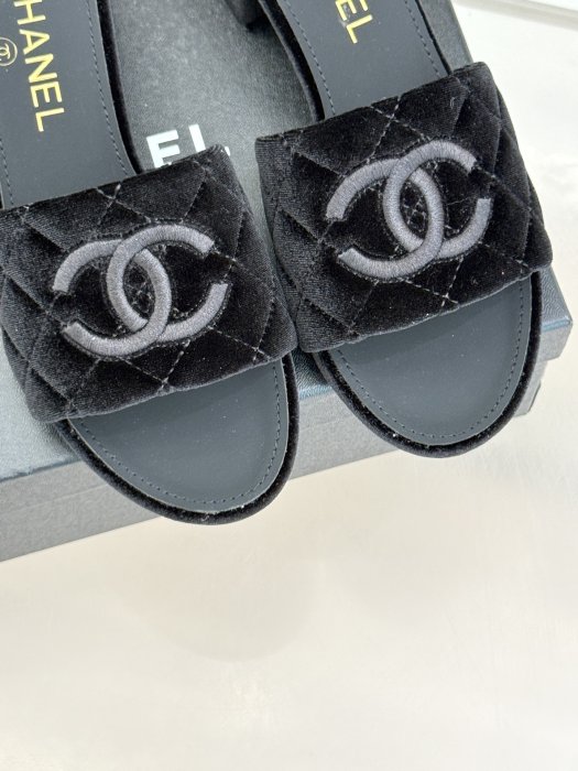 Босоножки фото 7