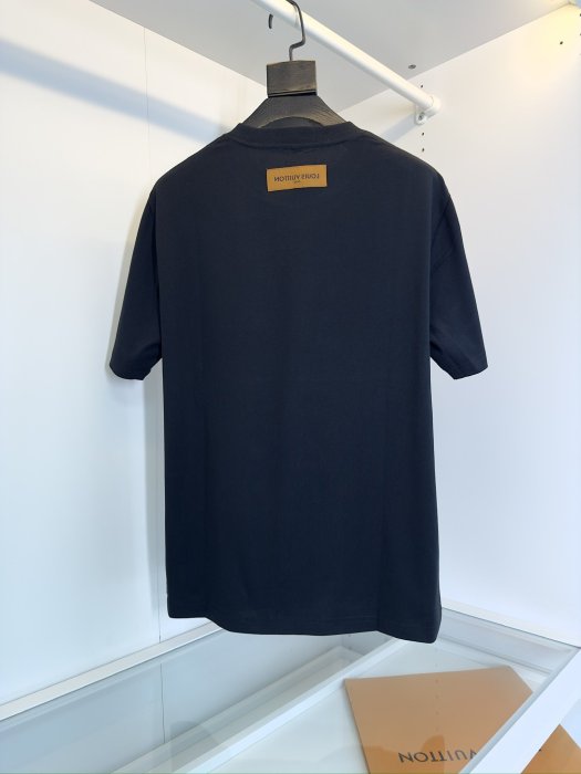 T-shirt men's фото 2