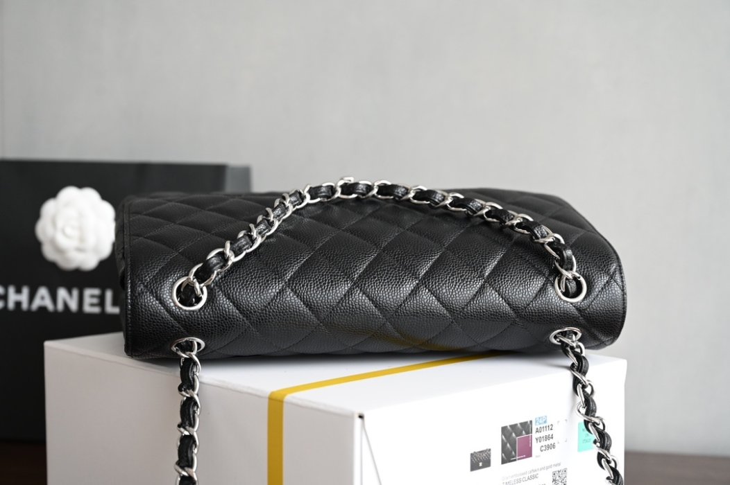 Сумка женская Classic Flap Jumbo 30 фото 5