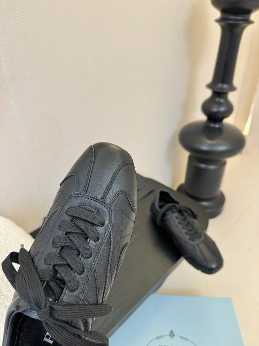 Кроссовки фото 6