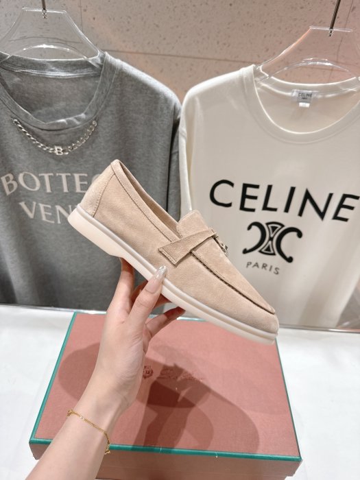 Лоферы женские фото 5