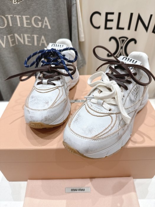 Кроссовки фото 7