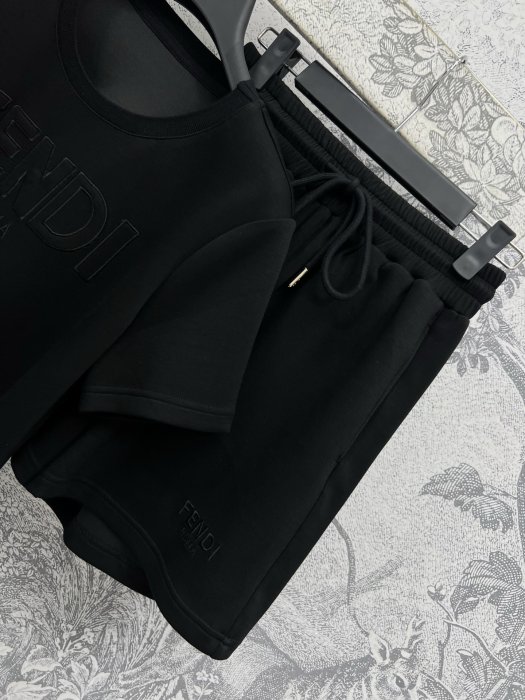 Costume female фото 6