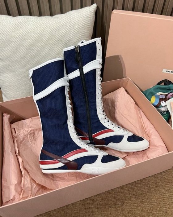 Boots women's Gymnasium