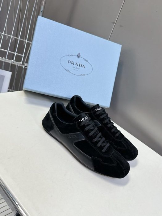 Кроссовки фото 5