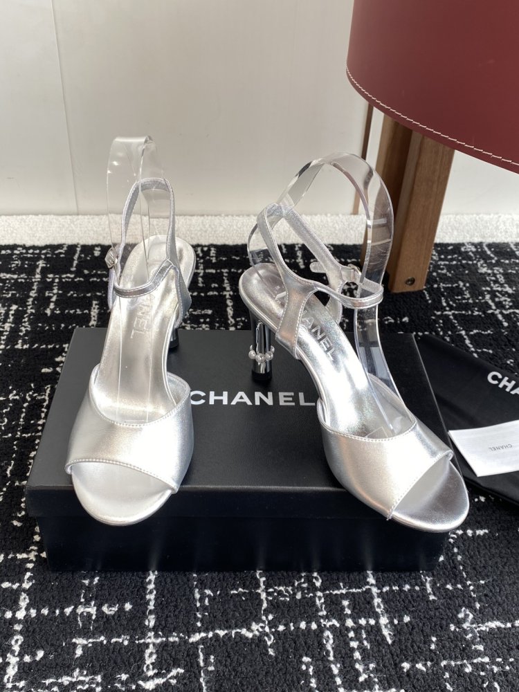 Босоножки фото 4