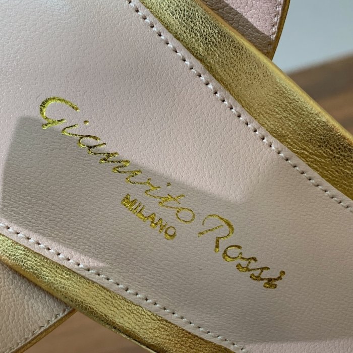 Босоножки фото 8