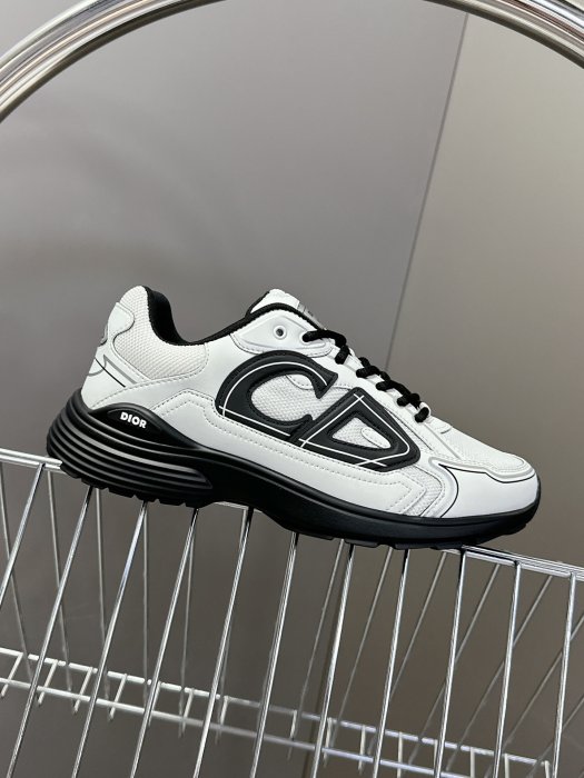 Кроссовки фото 5