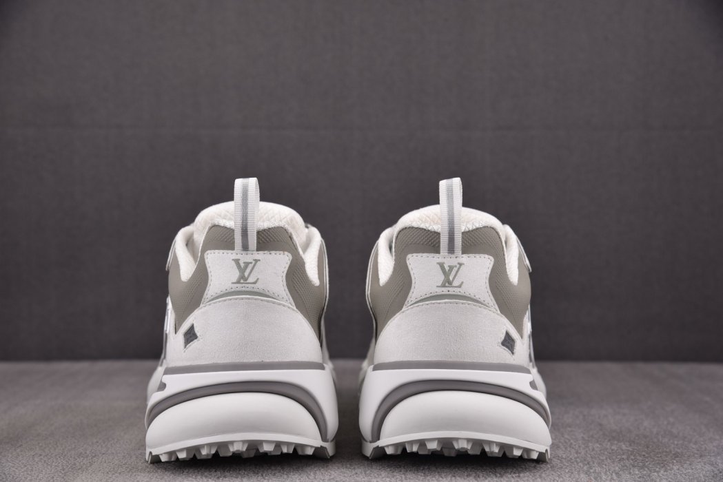 Кроссовки LOUIS VUITTON Runner Tatic Grey White фото 5