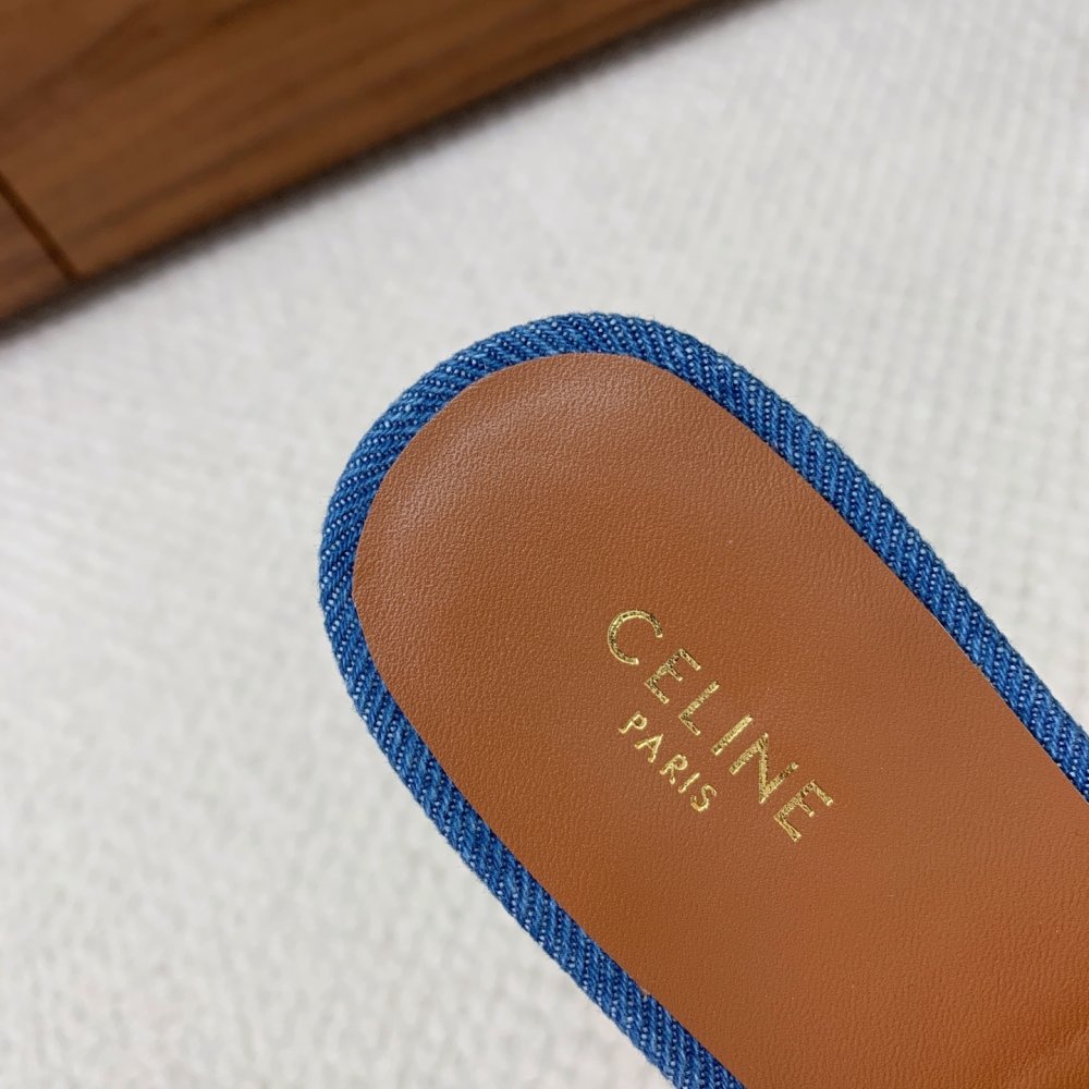 Шлепанцы женские фото 8