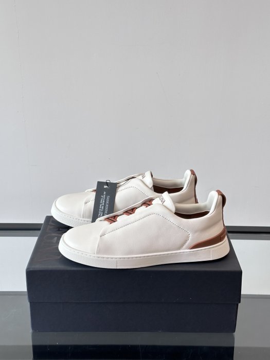 Кросівки чоловічі фото 3