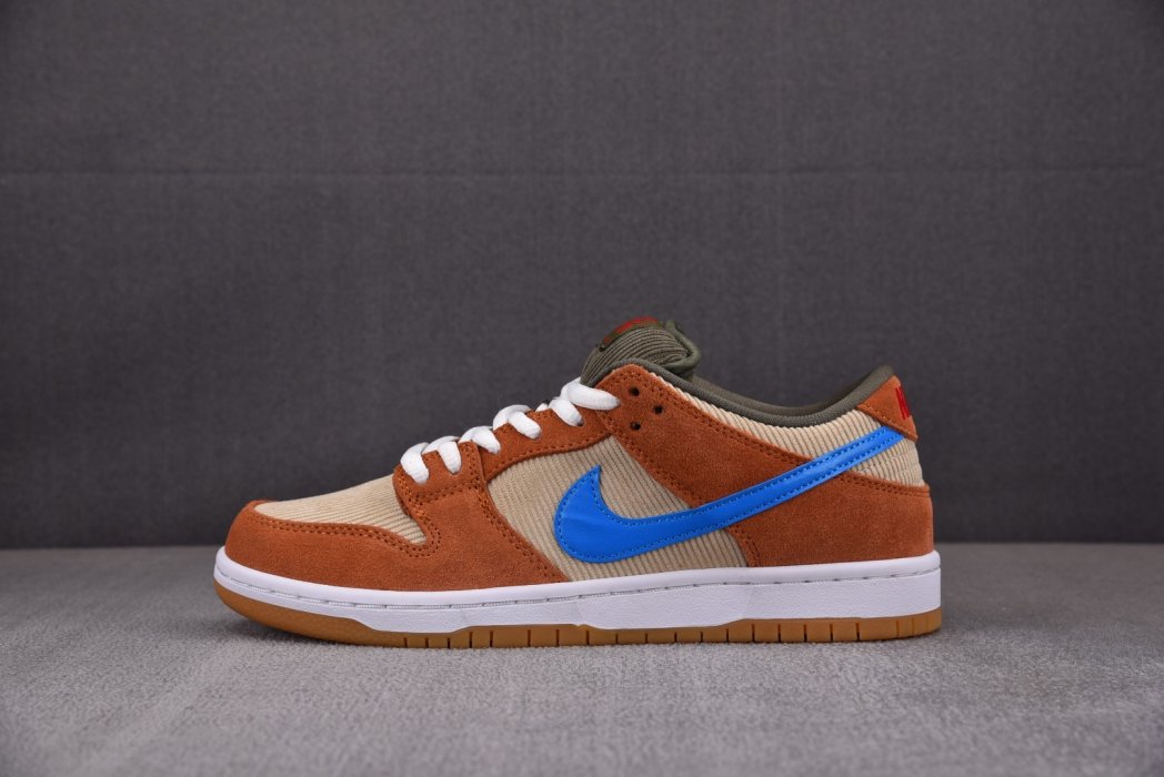 Кросівки Dunk SB Low Pro BQ6817-201