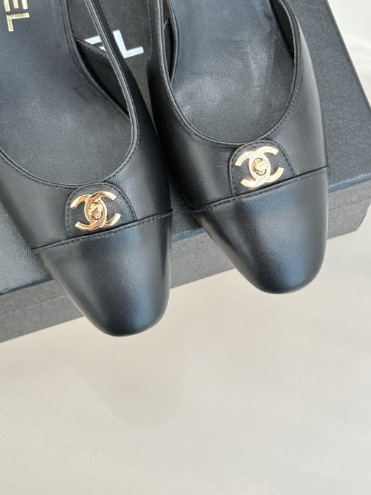 Босоножки фото 7