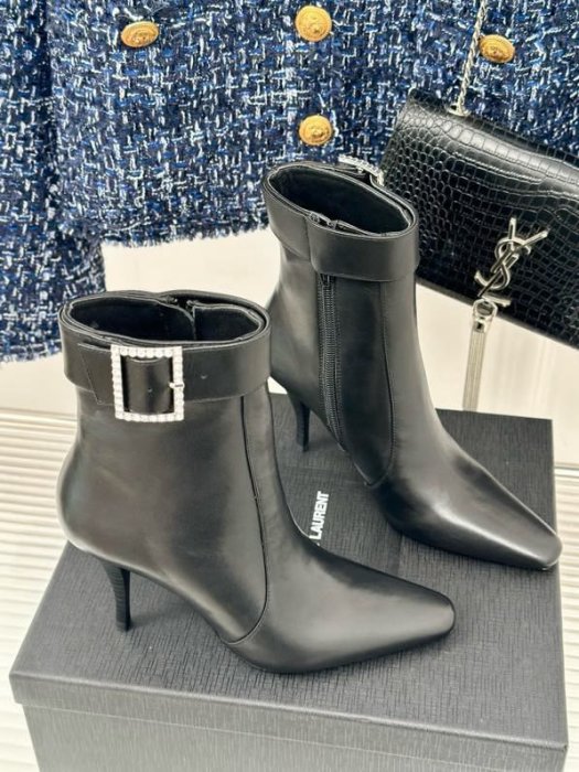 Ankle boots фото 3